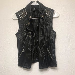 Forever21 faux leather moto vest
